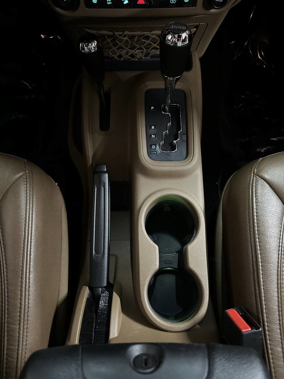 Used 2016 Jeep Wrangler Unlimited Sahara w/ Max Tow Package image 26