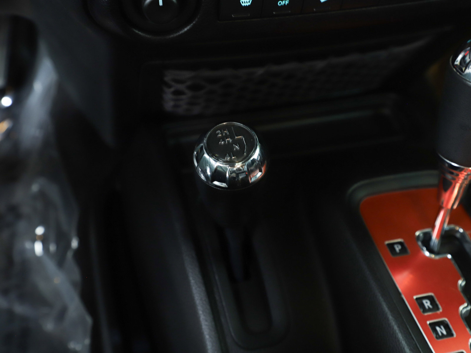 Used 2016 Jeep Wrangler Rubicon image 22