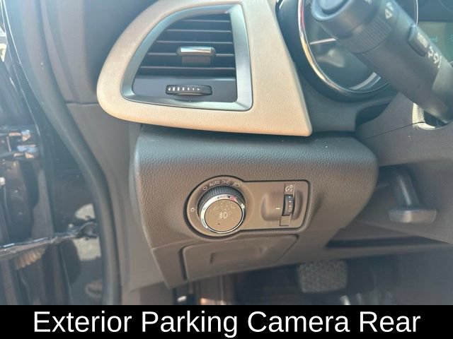 Used 2013 Buick Verano Leather FWD image 19