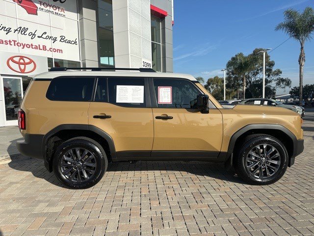 Used 2024 Toyota Land Cruiser image 7