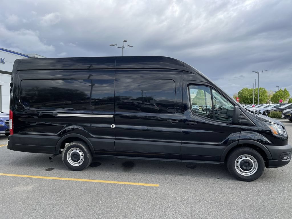 Used 2022 Ford Transit 250 148 High Roof Extended w/ Load Area Protection Package RWD image 10