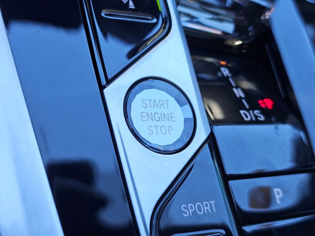 Used 2024 BMW X6 xDrive40i AWD/4WD image 35