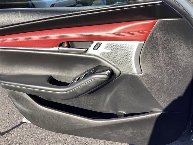 Used 2020 MAZDA MAZDA3 AWD Hatchback w/ Premium Pkg image 27