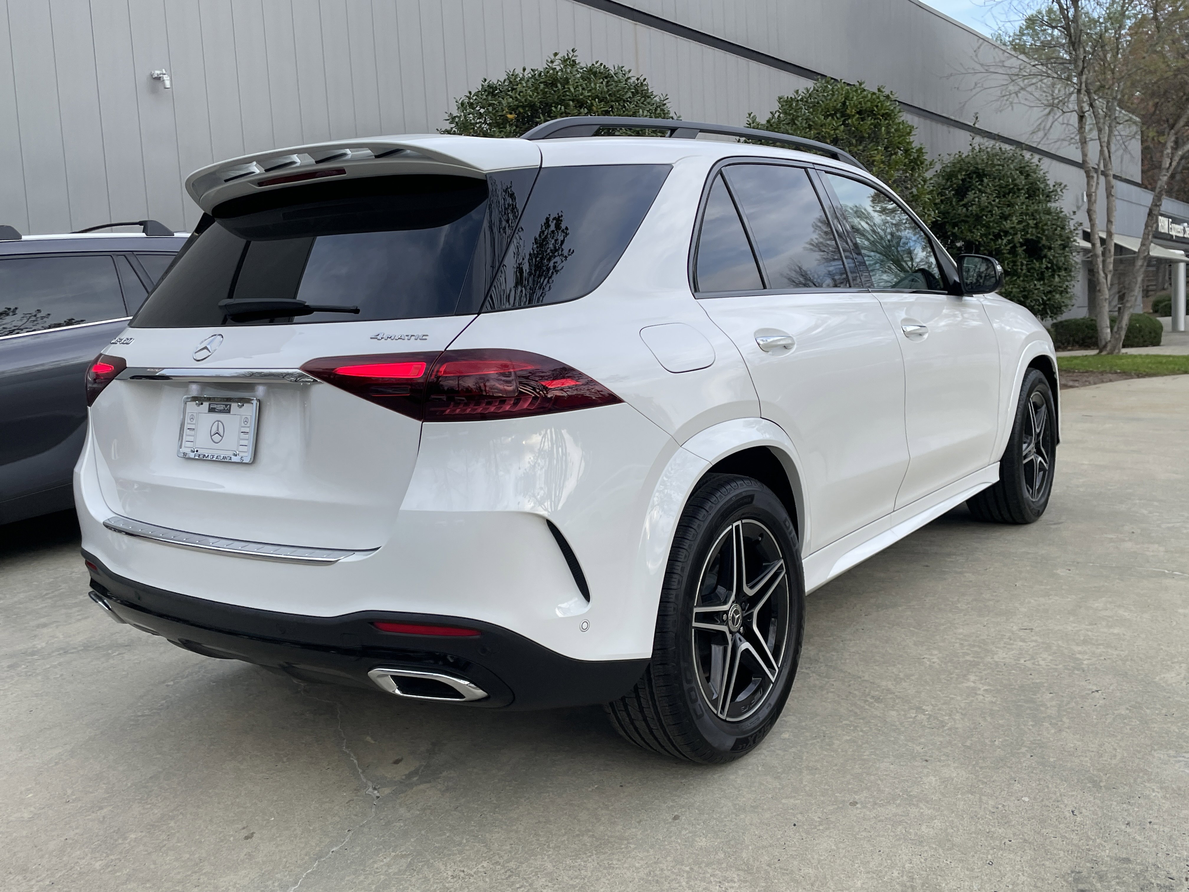 Certified 2025 Mercedes-Benz GLE 450 4MATIC image 6