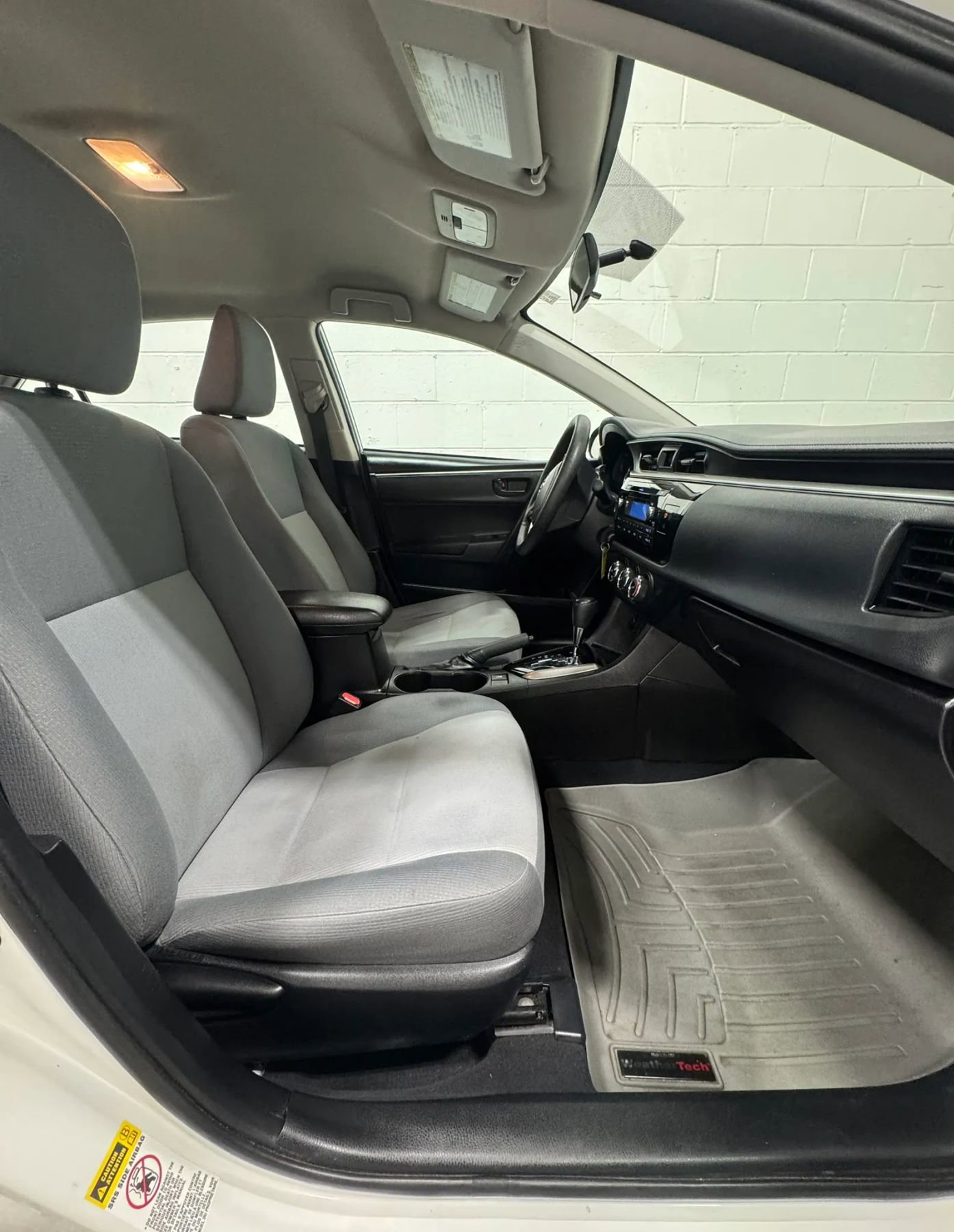 Used 2014 Toyota Corolla L image 33