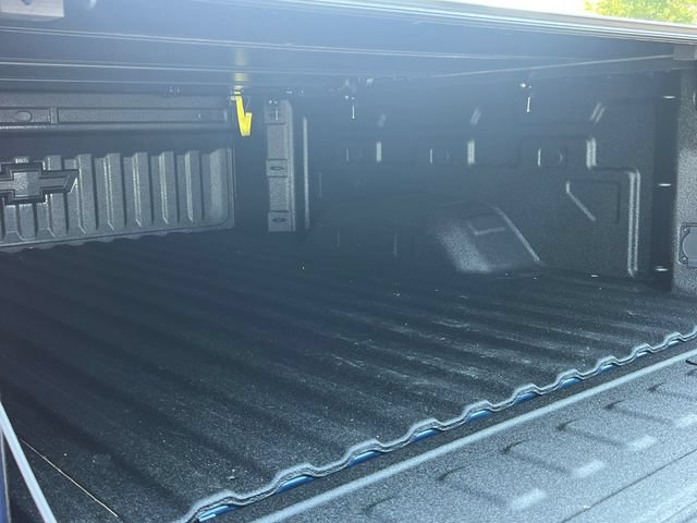 Used 2021 Chevrolet Silverado 2500 LT w/ All Star Edition AWD/4WD image 9