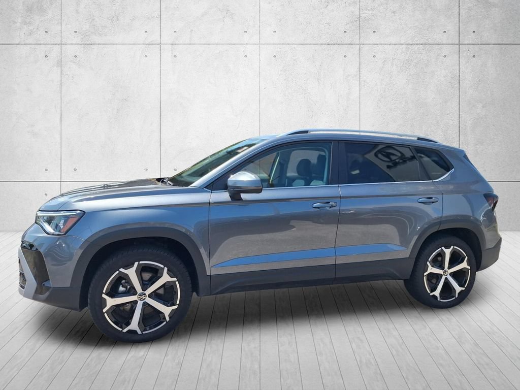 Used 2025 Volkswagen Taos SEL AWD/4WD image 8