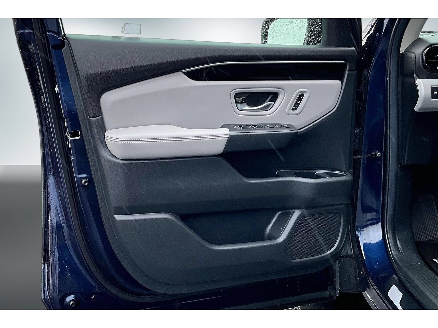 Used 2025 Honda Pilot EX-L image 17