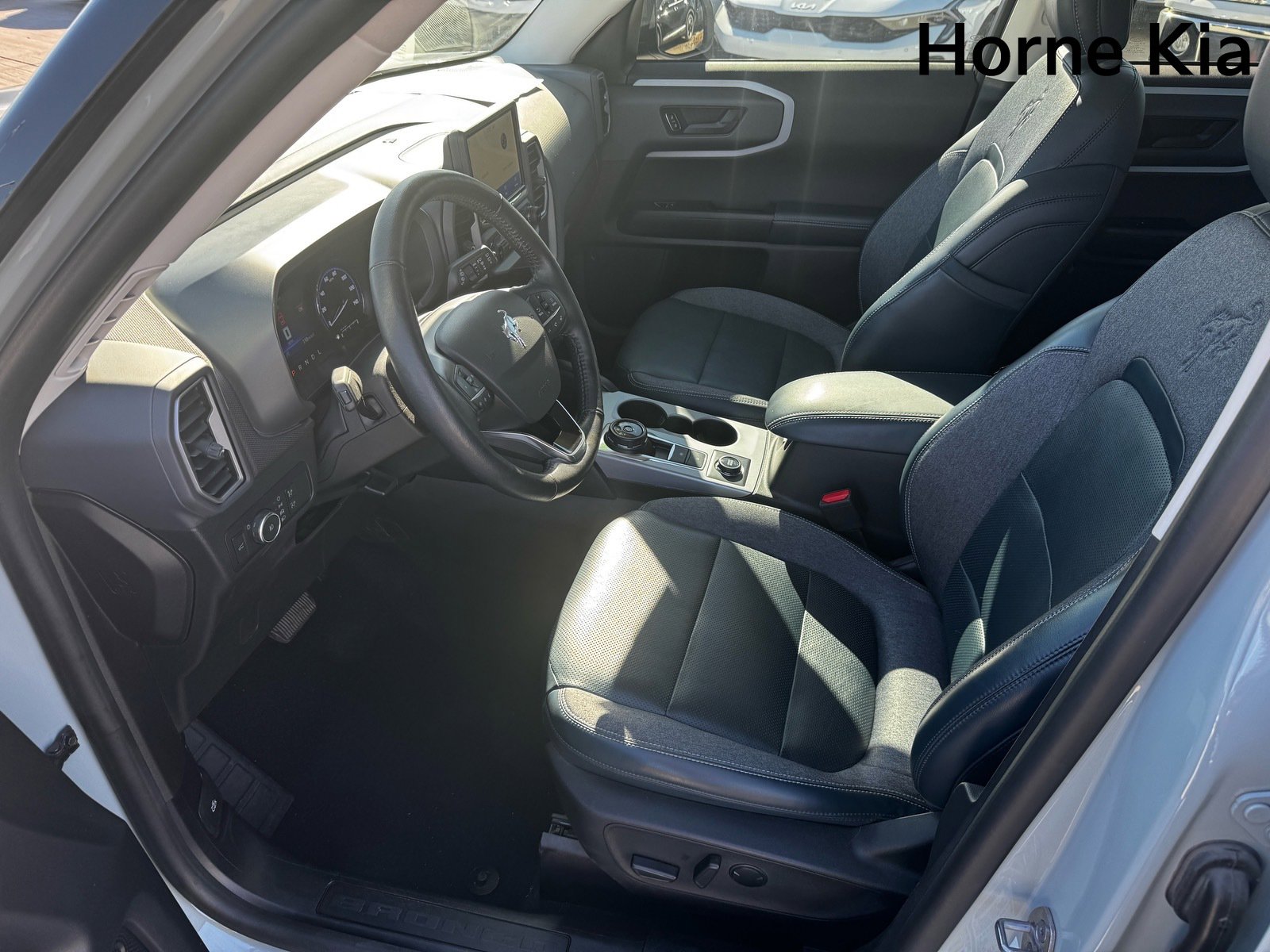 Used 2022 Ford Bronco Sport Outer Banks image 9