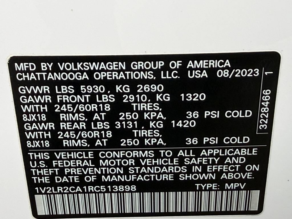 Used 2024 Volkswagen Atlas SE AWD/4WD image 23
