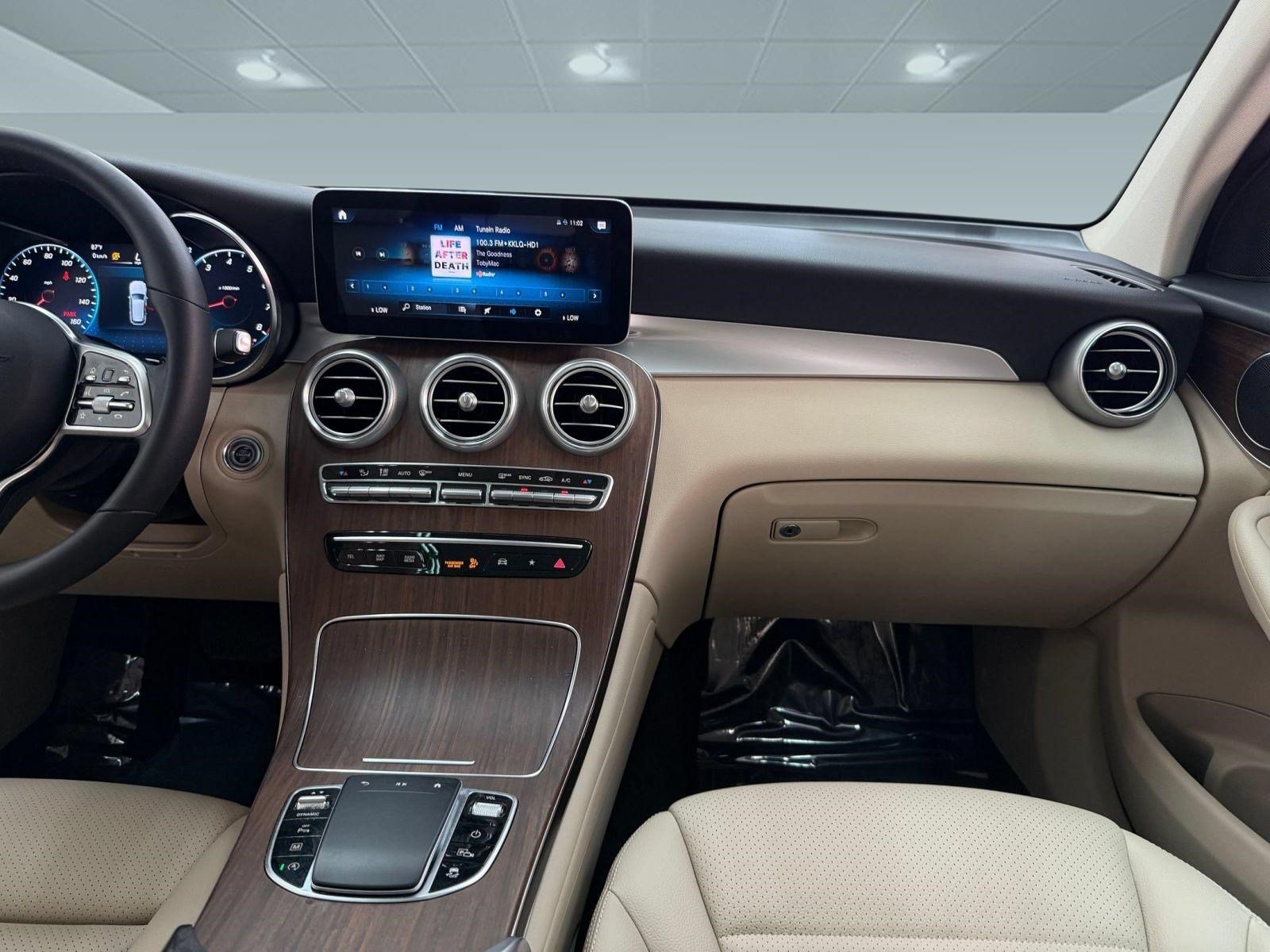 Used 2022 Mercedes-Benz GLC 300 image 31