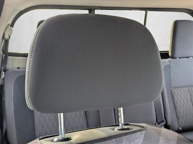 Used 2021 Nissan Titan SV w/ Accessory Utility Package image 14