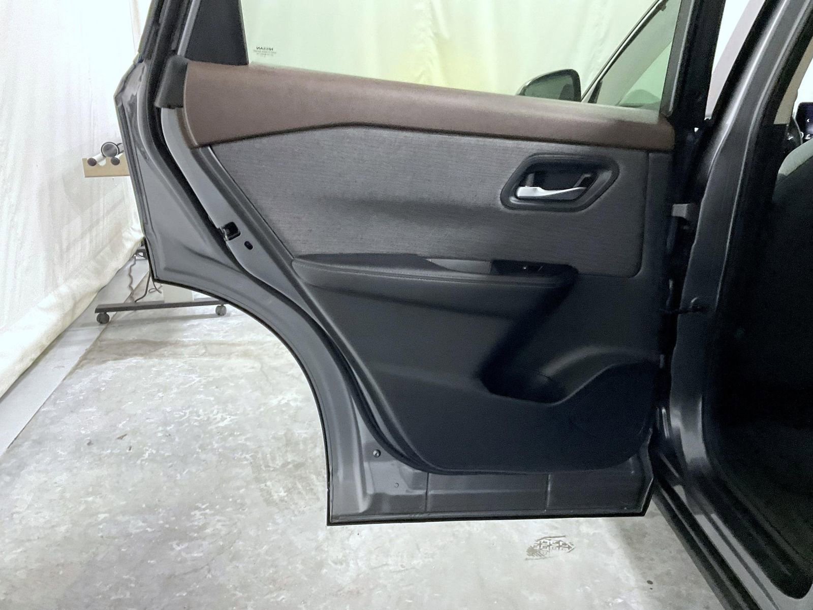 Used 2023 Nissan Rogue SV AWD/4WD image 18