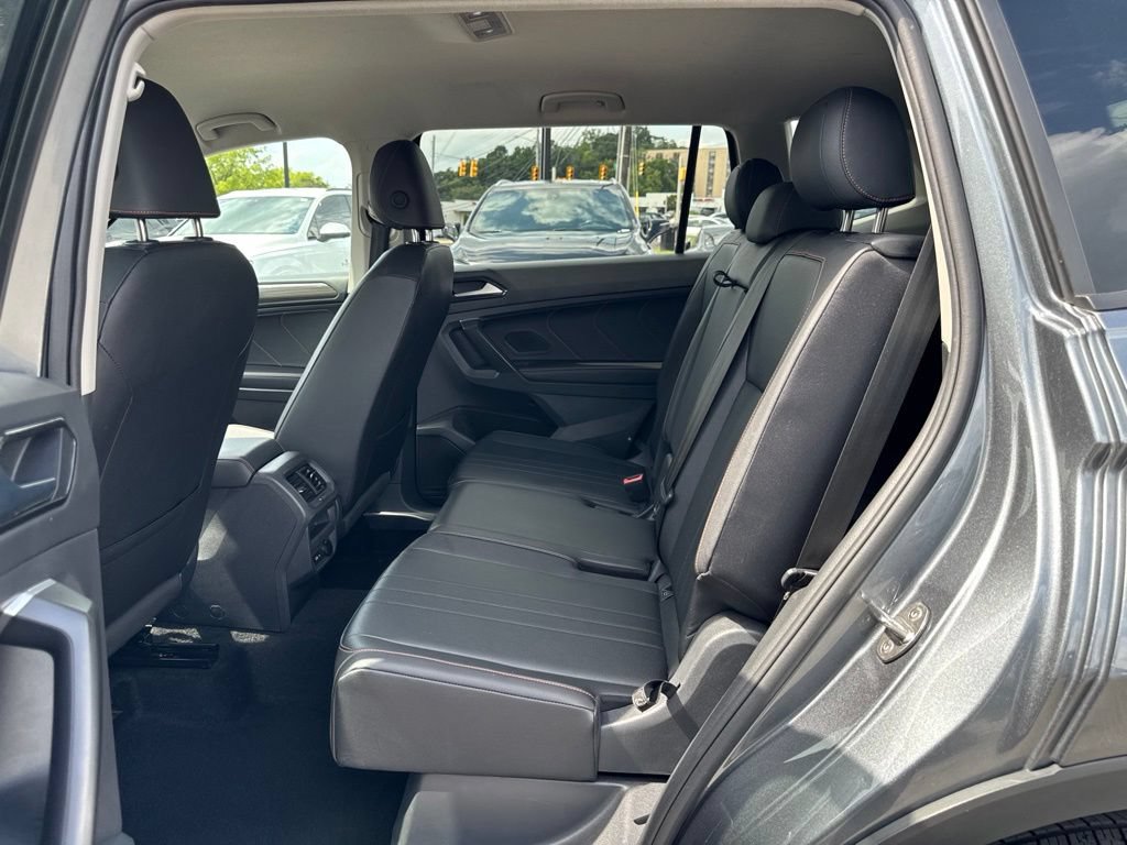 Used 2024 Volkswagen Tiguan Wolfsburg Edition FWD image 21
