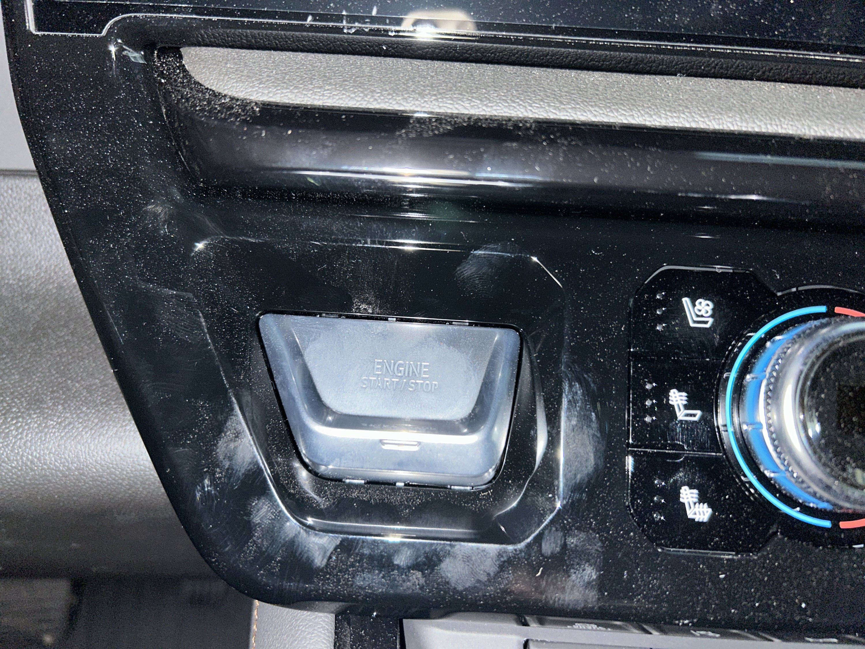 New 2026 GMC Sierra 2500 AT4 w/ Technology Package image 35