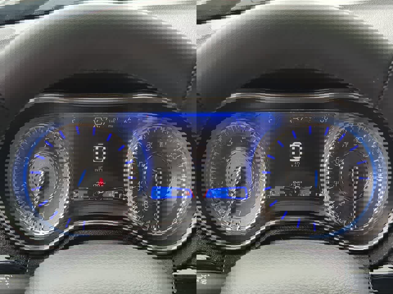 Used 2023 Chrysler 300 Touring w/ Safetytec Plus Group RWD image 31