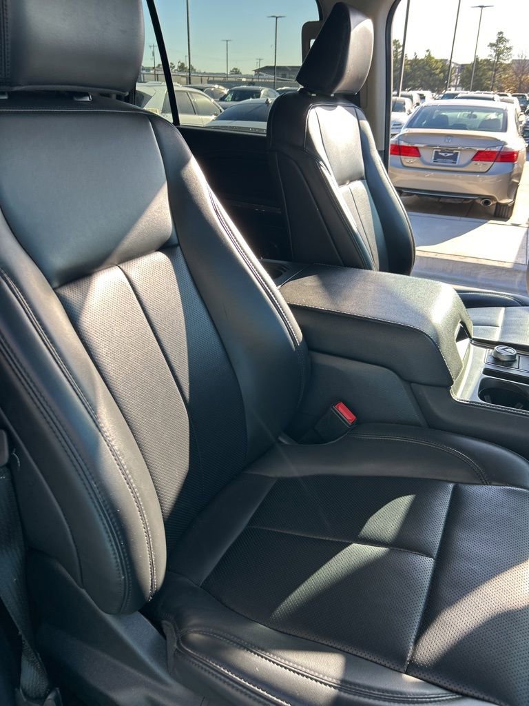 Used 2024 Ford Expedition Max XLT image 18