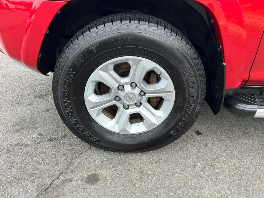 Used 2017 Toyota 4Runner SR5 Premium AWD/4WD image 11