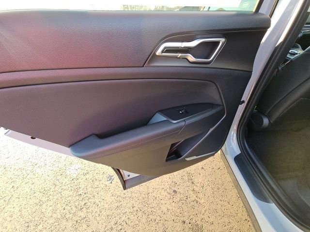 New 2026 Kia Sportage AWD Hybrid image 24