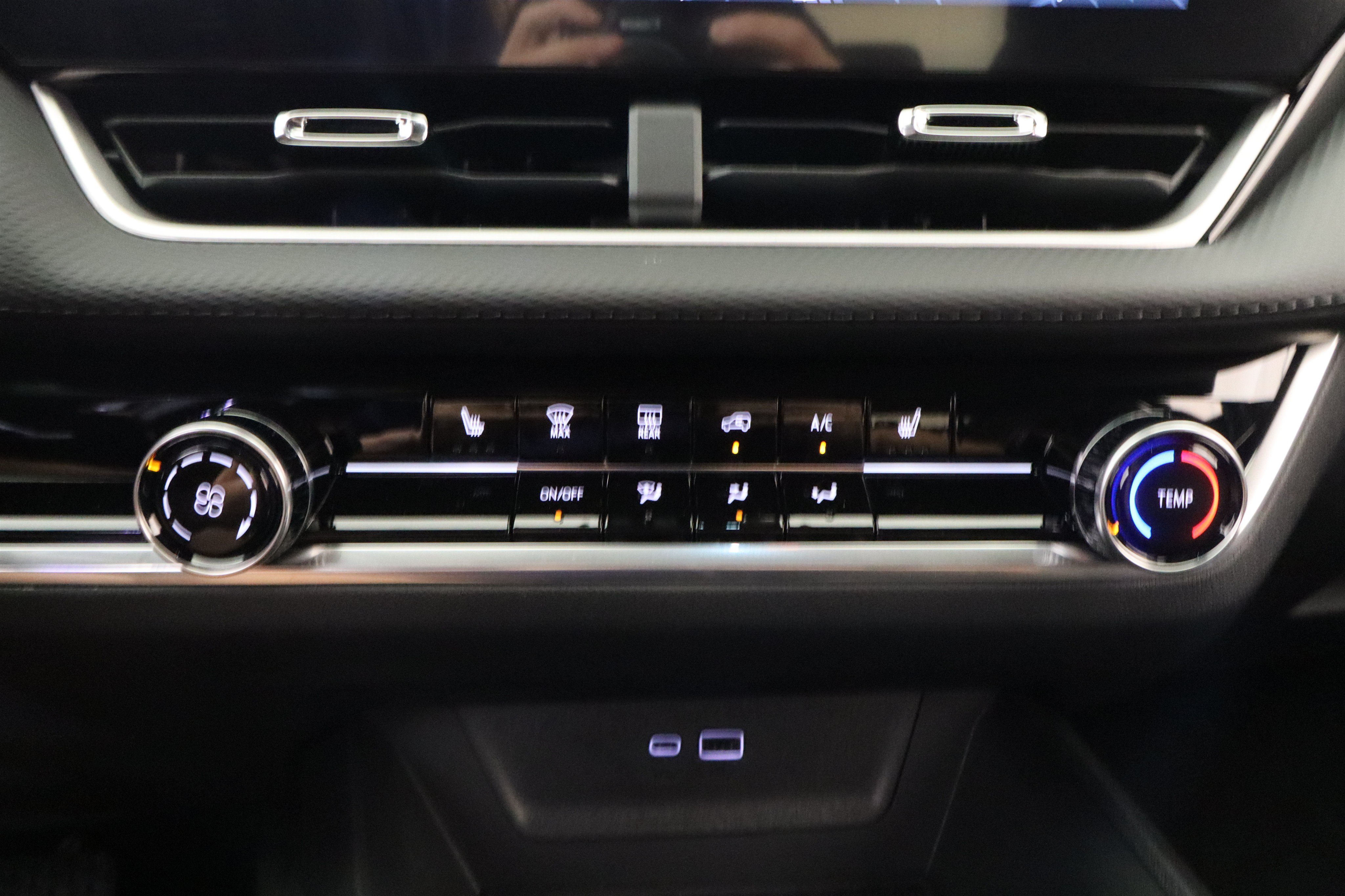 New 2027 Chevrolet Equinox LT FWD image 28