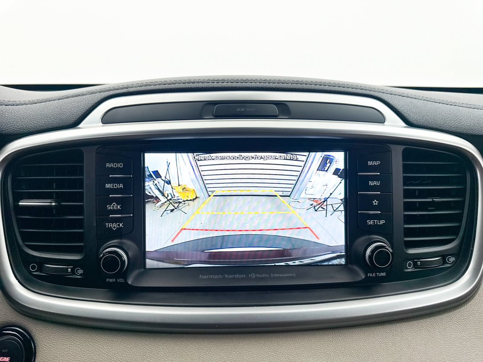 Used 2019 Kia Sorento EX w/ EX Premium Package FWD image 12