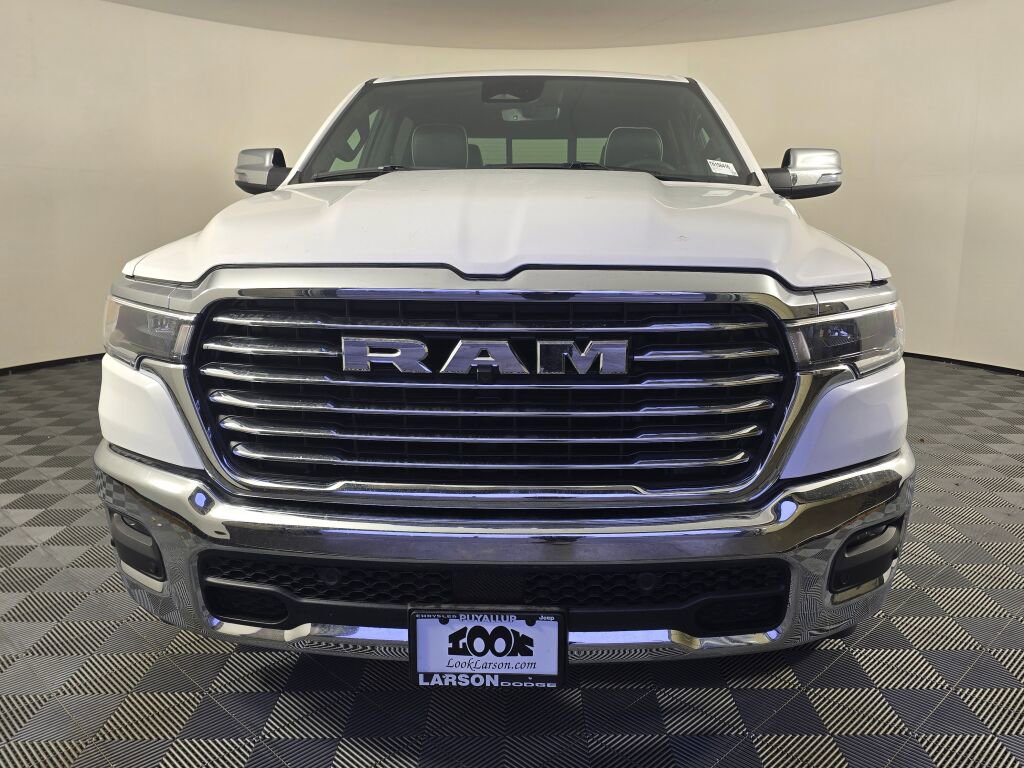 New 2026 RAM 1500 Laramie AWD/4WD image 7