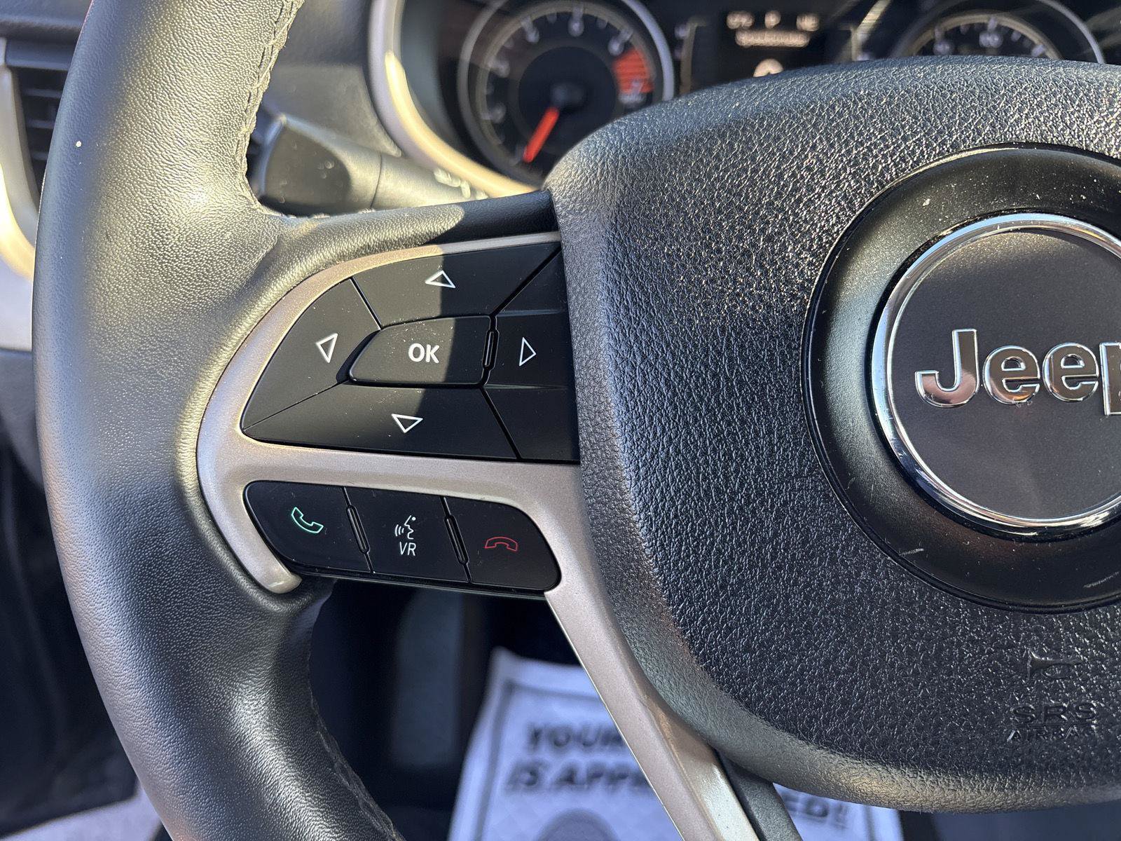 Used 2016 Jeep Cherokee Latitude FWD image 18