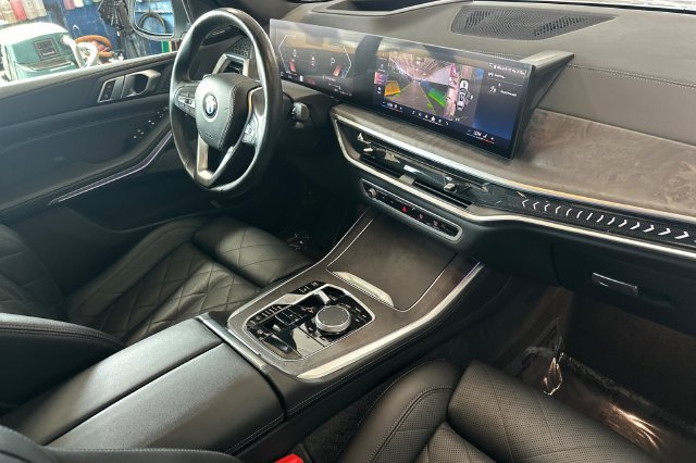 Used 2024 BMW X5 xDrive40i AWD/4WD image 19