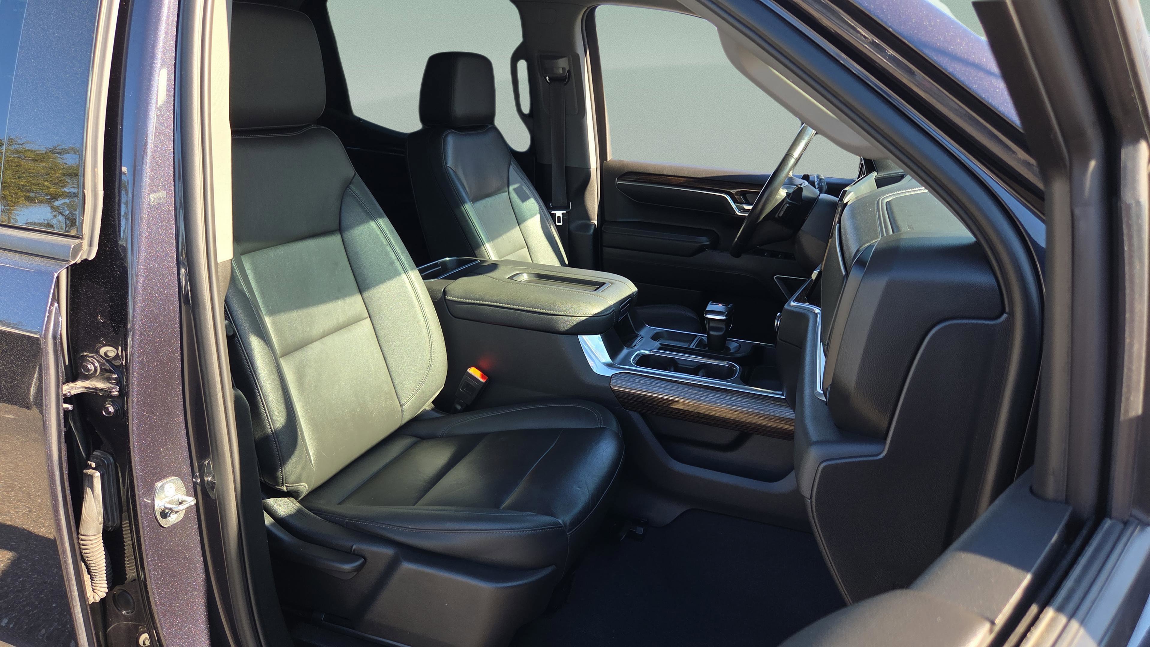 Used 2022 GMC Sierra 1500 Elevation w/ Elevation Premium Package image 15