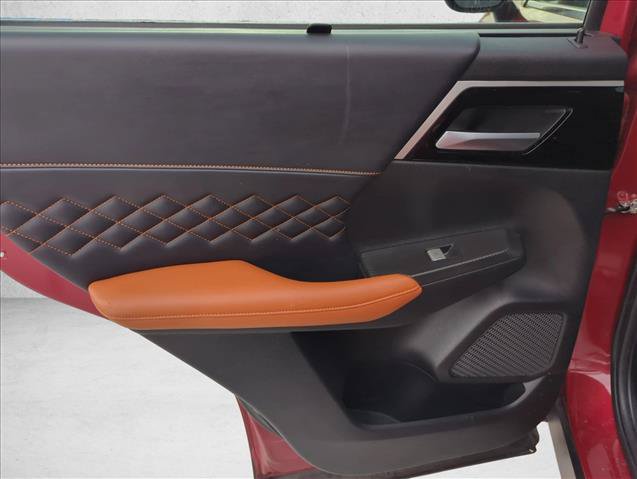 Used 2023 Mitsubishi Outlander SEL FWD image 10