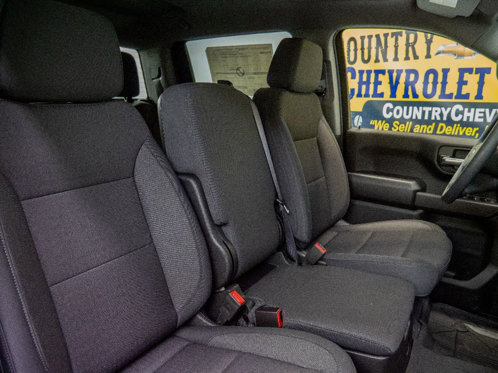New 2025 Chevrolet Silverado 1500 Custom w/ LPO, Dark Essentials Package image 16