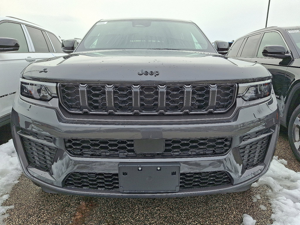 New 2026 Jeep Grand Cherokee Laredo AWD/4WD image 2