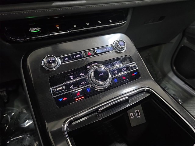 Certified 2022 Lincoln Nautilus Reserve w/ Equipment Group 201A image 21