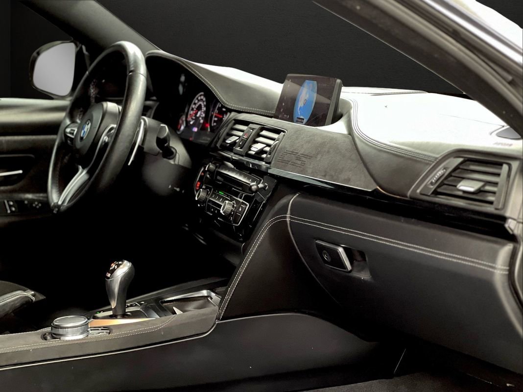 Used 2019 BMW M4 CS image 20