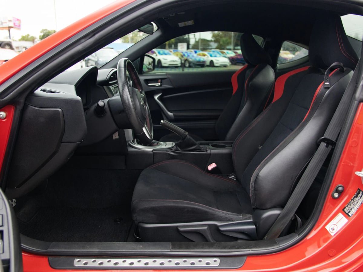 Used 2013 Scion FR-S RWD image 17