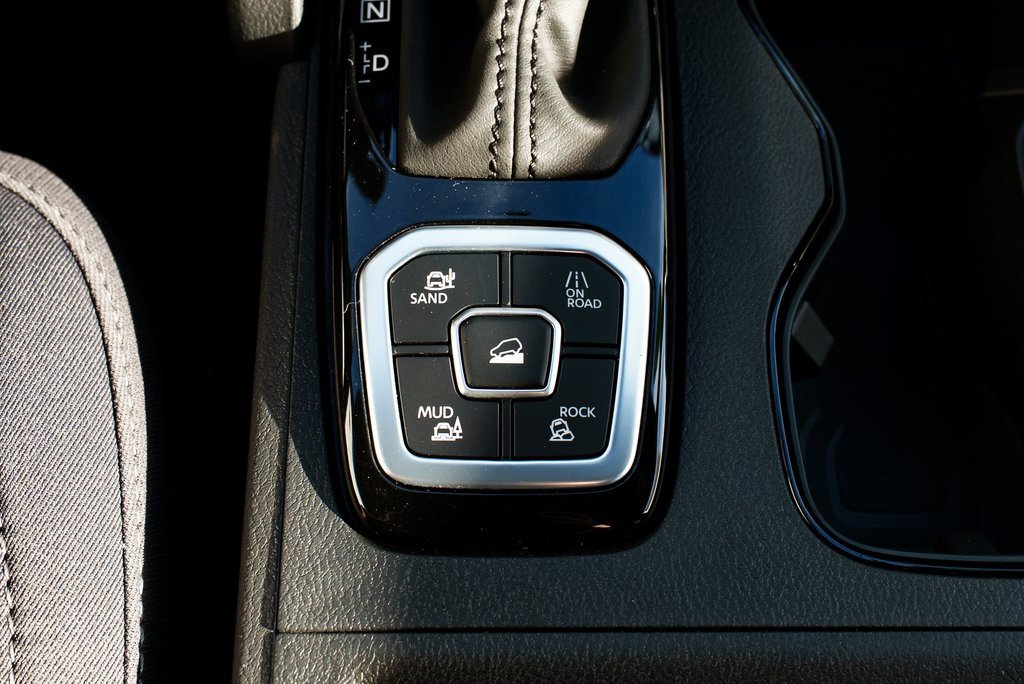 New 2026 Nissan Frontier SV image 18