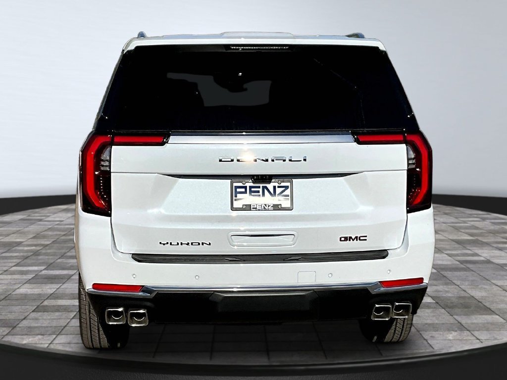 New 2027 GMC Yukon XL Denali w/ Denali Reserve Package AWD/4WD image 4