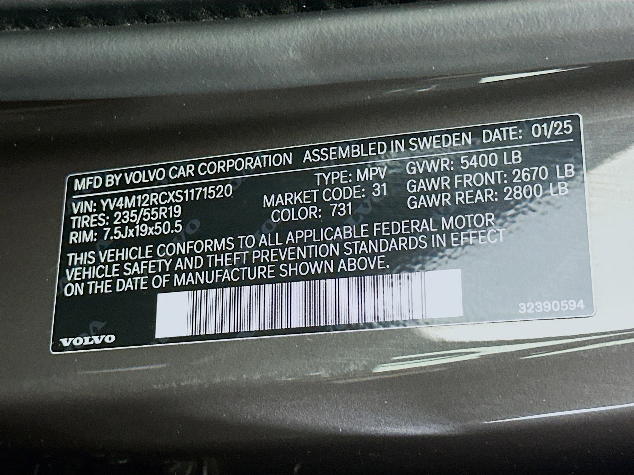 Used 2025 Volvo XC60 B5 Plus image 12