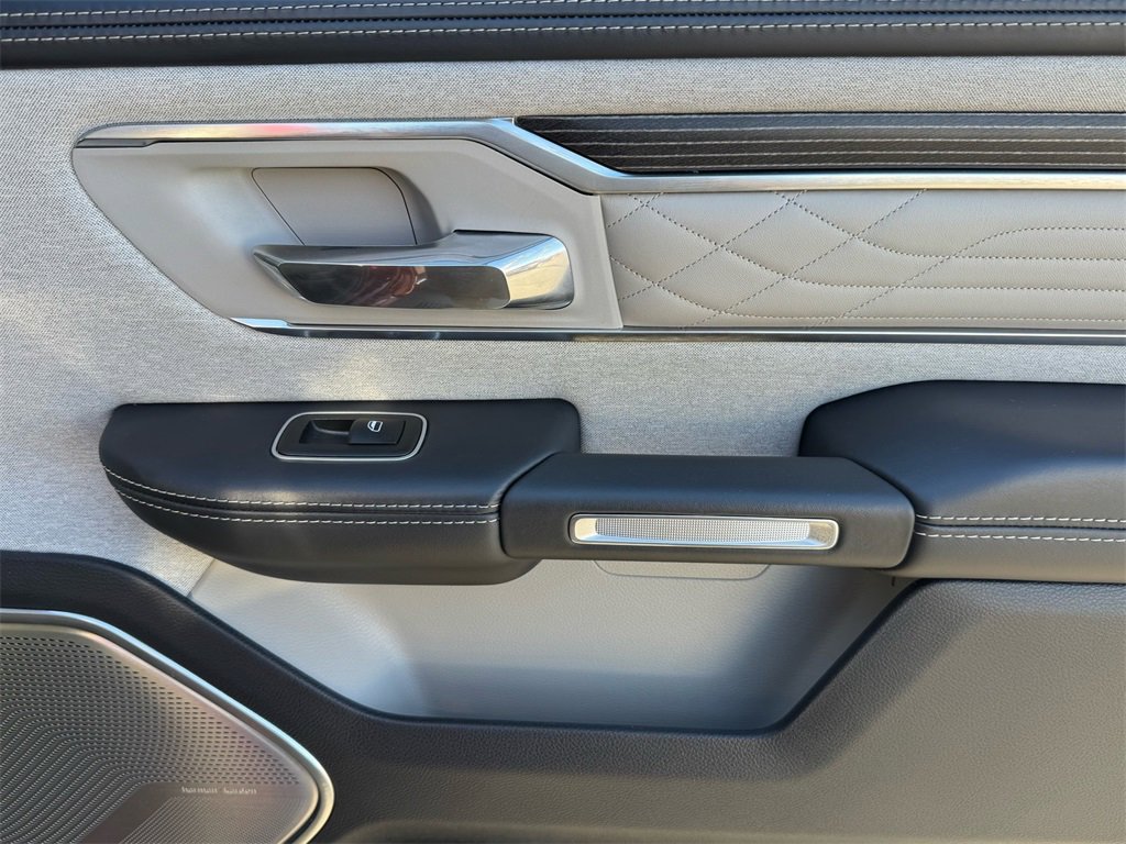 Used 2023 RAM 1500 Limited image 17