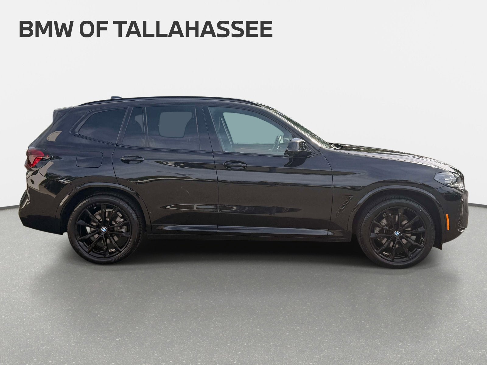 Used 2024 BMW X3 sDrive30i w/ Premium Package RWD image 4