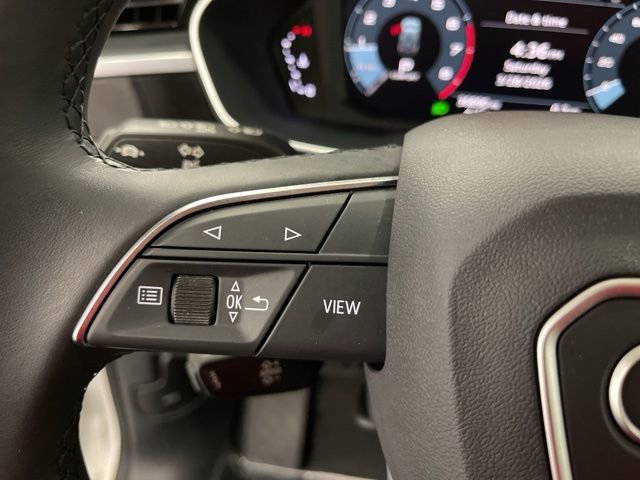 Used 2022 Audi Q3 2.0T Premium w/ Convenience Package image 16