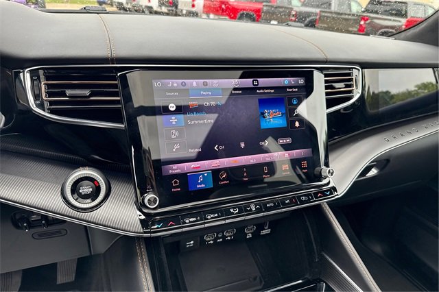 Used 2025 Jeep Grand Wagoneer L Series III w/ Rear Seat Video Group 1 image 14