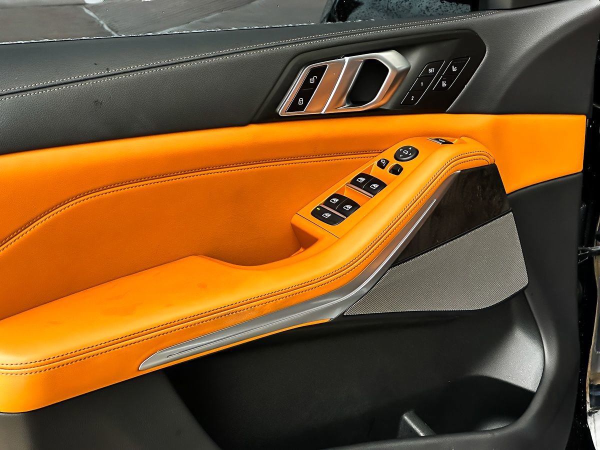 Certified 2023 BMW X5 sDrive40i w/ Luxury Seating Package image 11