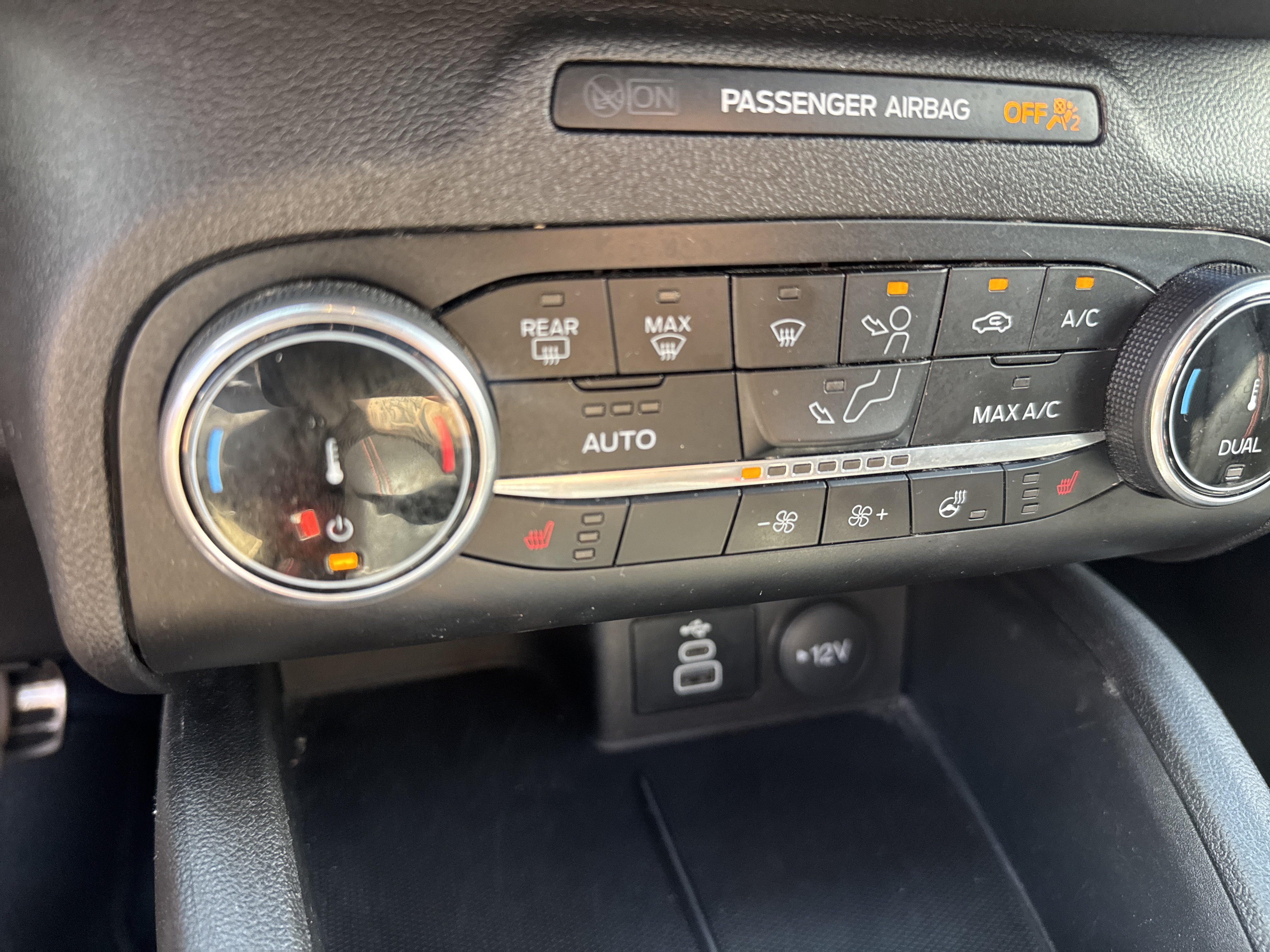 Used 2024 Ford Escape ST-Line AWD/4WD image 27