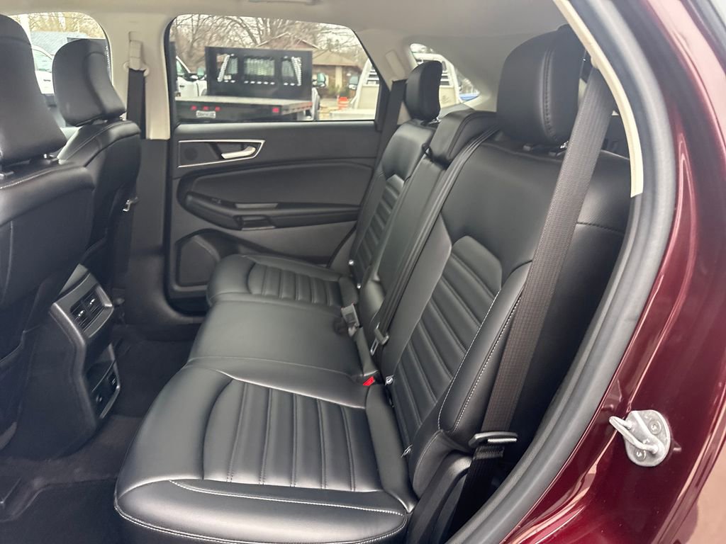 Used 2023 Ford Edge SEL w/ Convenience Package image 16