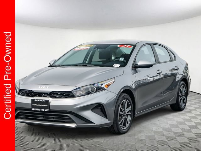 Certified 2023 Kia Forte LXS FWD image 5