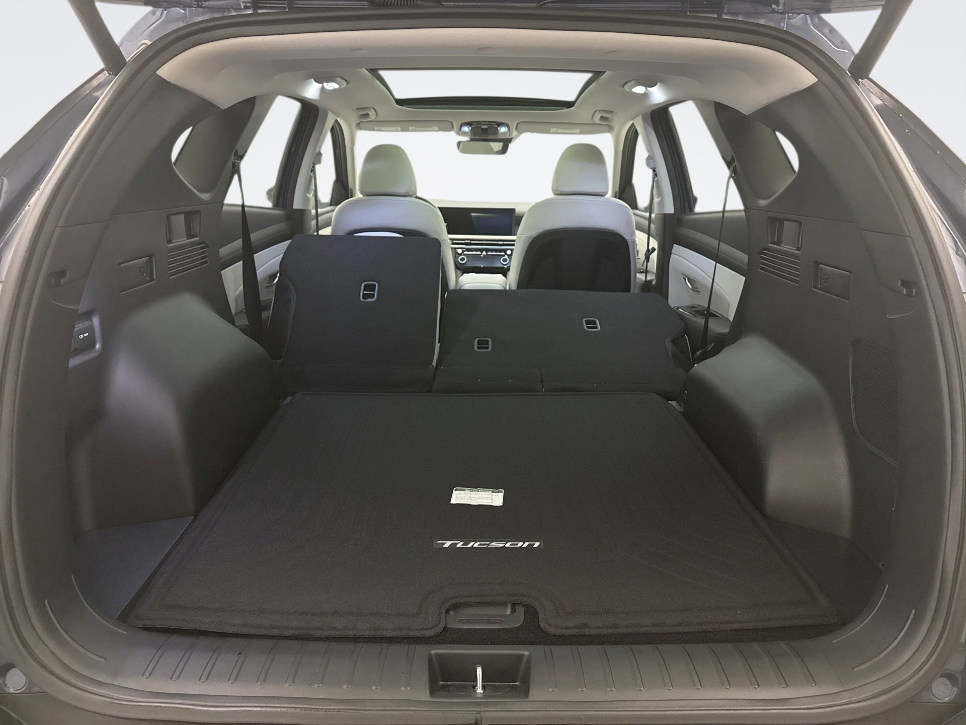 Used 2025 Hyundai Tucson Limited image 24