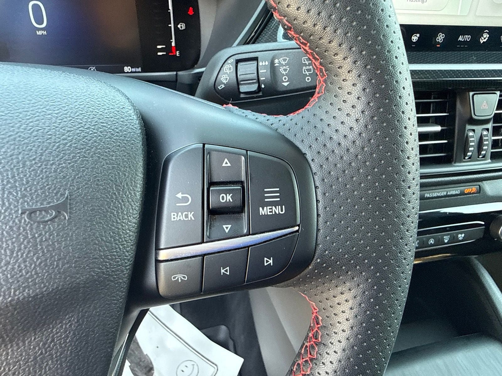 Used 2023 Ford Escape ST-Line w/ Tech Pack #1 AWD/4WD image 23