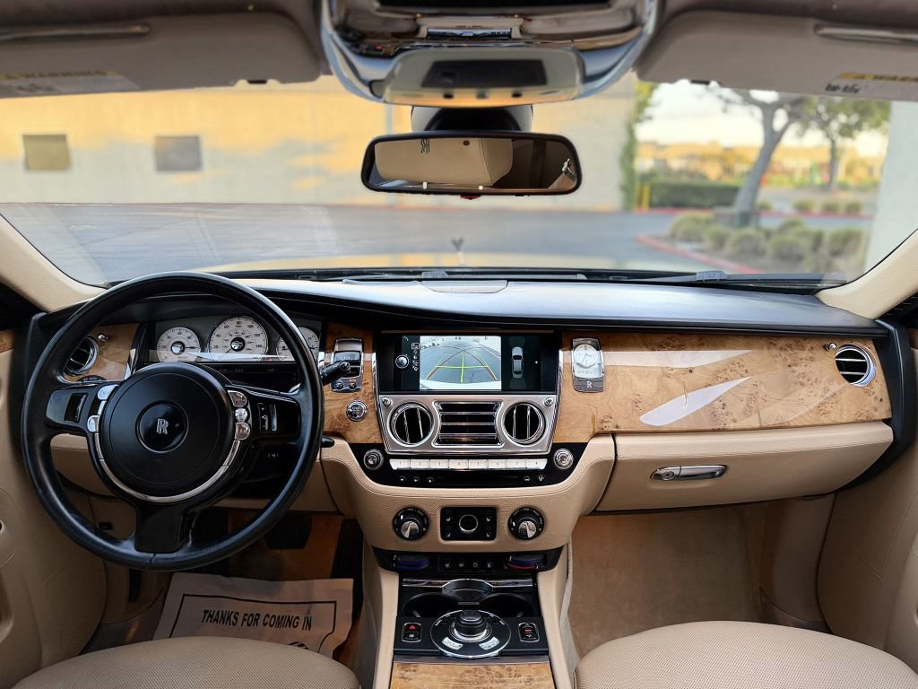 Used 2011 Rolls-Royce Ghost image 48