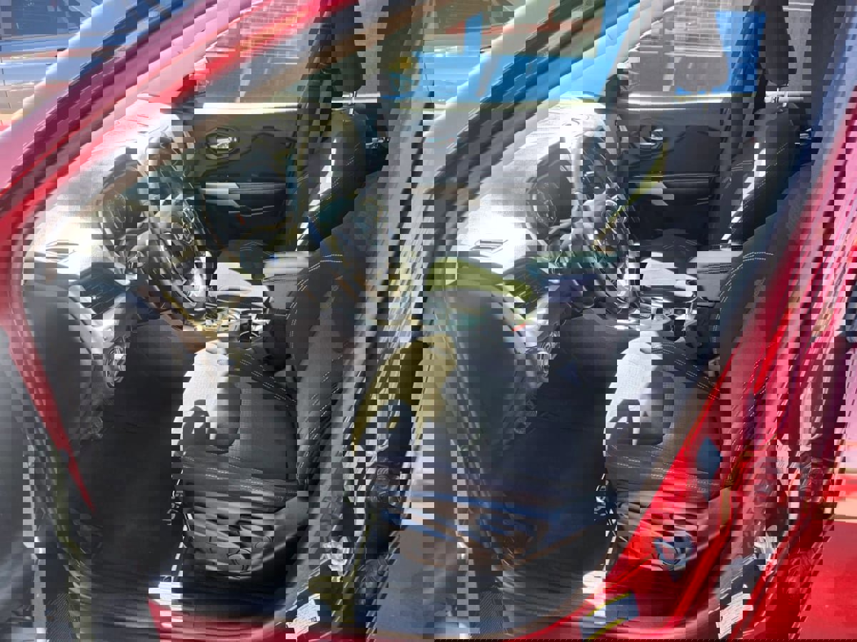 Used 2017 Jeep Cherokee Latitude image 13